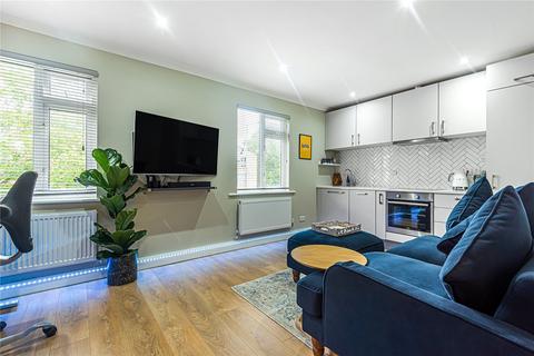 1 bedroom maisonette for sale, Rickmansworth Road, Pinner, Middlesex