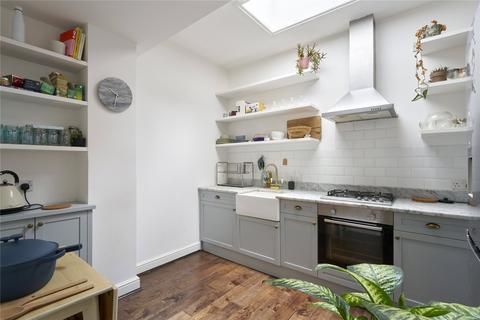 2 bedroom apartment for sale, Balcorne Street, Hackney E9