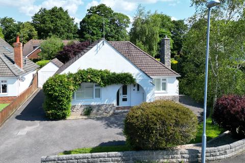 3 bedroom bungalow for sale, Wellington Avenue, Friars Cliff, Christchurch, Dorset, BH23