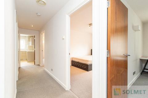 2 bedroom flat to rent, Admiral Walk, London W9