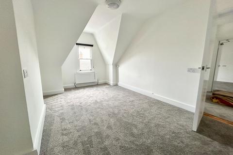 2 bedroom apartment to rent, Constable Road, Felixstowe