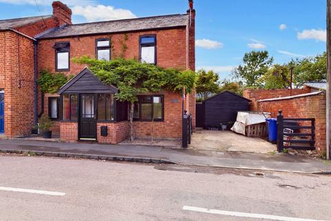 3 bedroom cottage for sale, High Street, Astcote, NN12