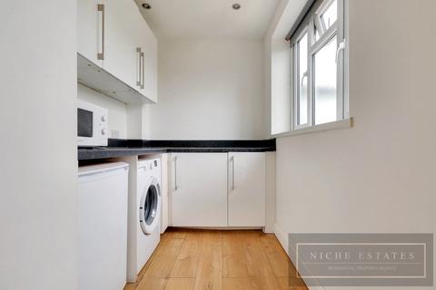 undefined, West Hill, Wembley, London, HA9 - ENSUITE BEDSIT COUNCIL TAX AND WATER INC