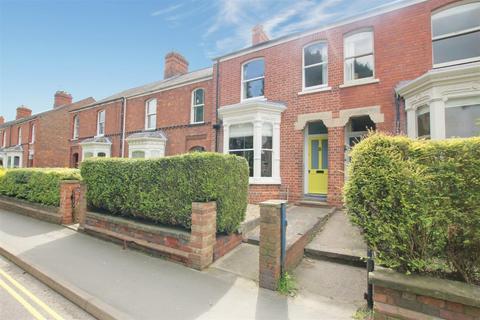 2 bedroom terraced house for sale, Eastgate, Louth LN11