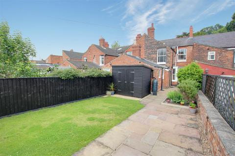 2 bedroom terraced house for sale, Eastgate, Louth LN11