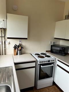 2 bedroom flat to rent, Shields Avenue, St. Andrews