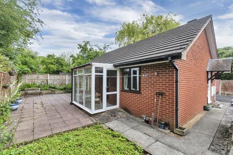 2 bedroom detached bungalow for sale, Lizbeth Close, Willow Street, Oswestry