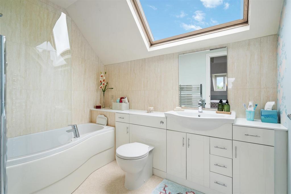 106 Alderbrook 37.jpg