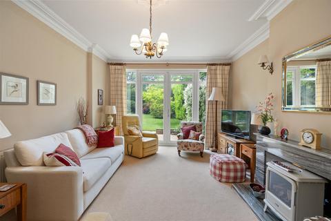 106 Alderbrook Road, Solihull, B91 1NS