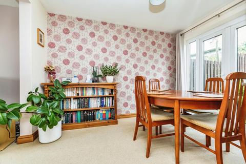 14 Wharfedale Drive, Chapeltown, Sheffield, S35 2QL