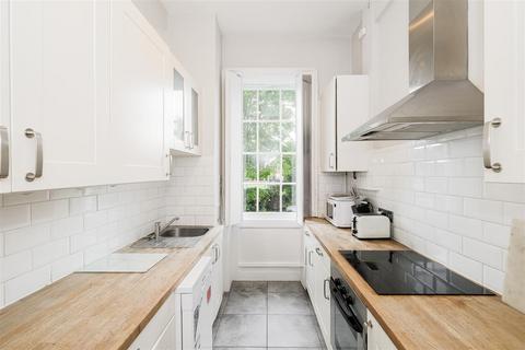 1 bedroom flat for sale, Woodford Road, South Woodford