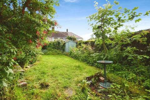 40 Studfield Crescent, Sheffield, S6 4SR