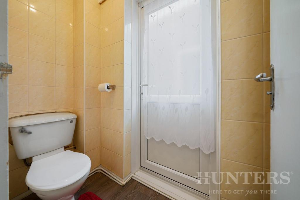 8 Russell Road N15 5 LS-10.jpg