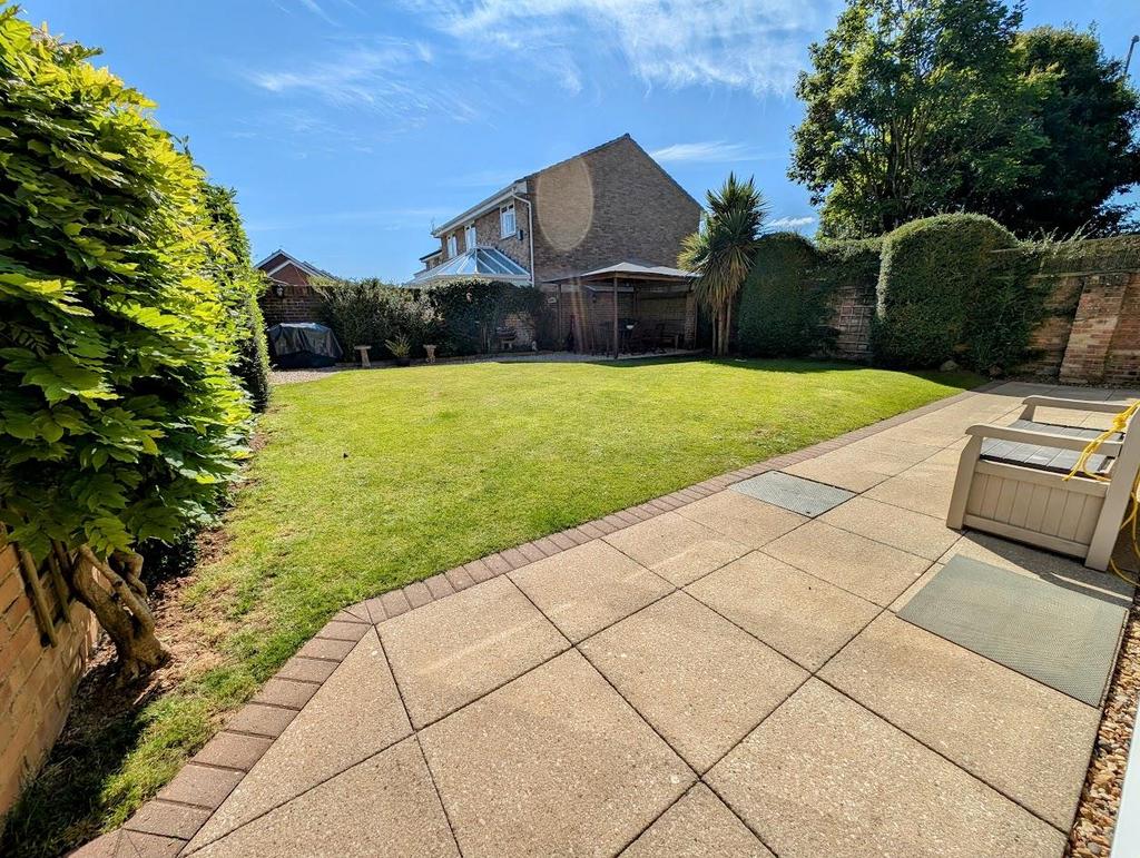 Garden 2.jpg