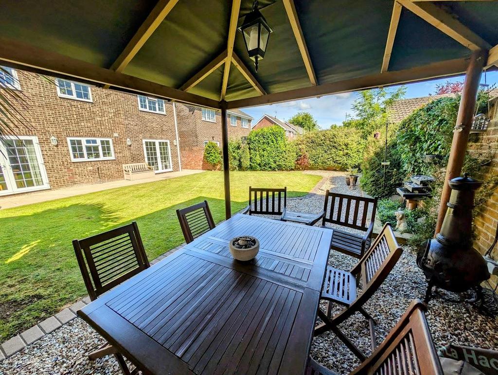 Pergola.jpg