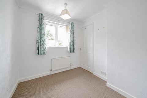 25 Nursery Garth, Wetherby, LS22 6TP
