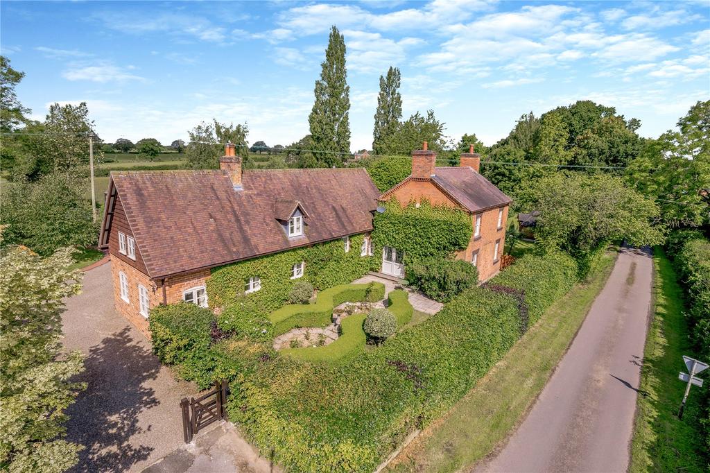 Whitchurch, Shropshire 4 bed detached house for sale £800,000