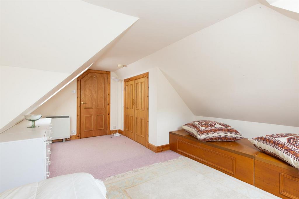 BEDROOM &amp; DRESSING AREA
