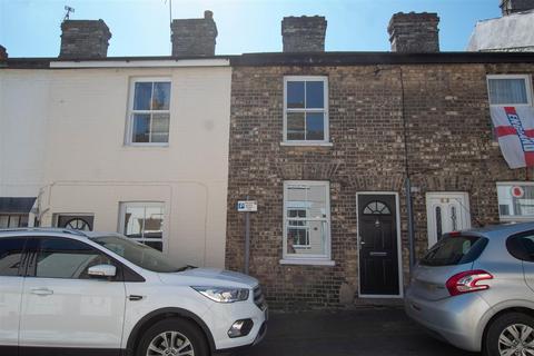 2 bedroom terraced house to rent, Eden Road, Haverhill CB9