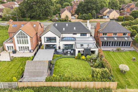 5 bedroom detached house for sale, Lynn Road, Ely CB6