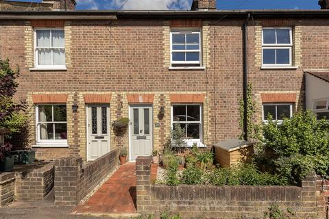 2 bedroom terraced house for sale, Cravells Road, Harpenden