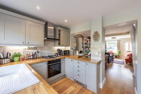 2 bedroom terraced house for sale, Cravells Road, Harpenden