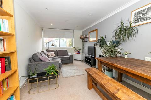 2 bedroom end of terrace house for sale, Chepstow Avenue, Sale