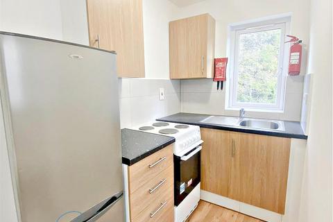 Studio to rent, Derby Road,Watford