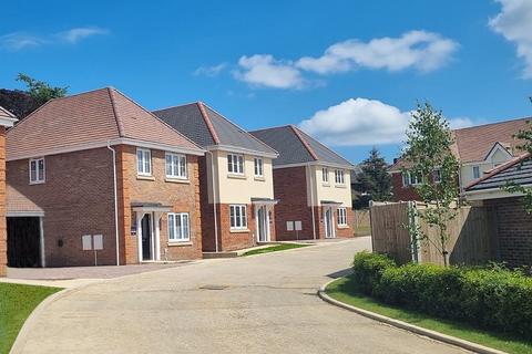 3 bedroom link detached house for sale, Castlefield, Hitchin, SG5