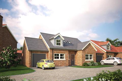 3 bedroom detached house for sale, The Green, Raskelf, York