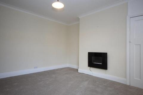 2 bedroom flat to rent, Newlands Road, Newcastle upon Tyne, Tyne and Wear