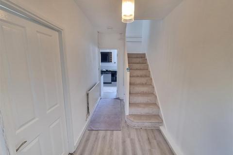 5 bedroom terraced house for sale, Harcourt Avenue, Edgware