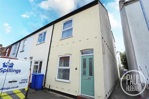 2 bedroom end of terrace house for sale, Harold Road, Kirkley, NR33