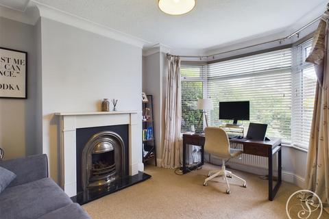 75 Stanmore Crescent, Leeds, LS4 2SB