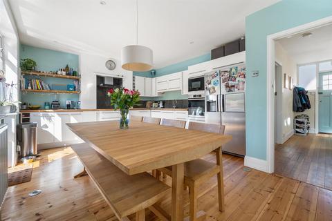 4 East Avenue, Exeter, EX1 2DY