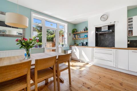 4 East Avenue, Exeter, EX1 2DY
