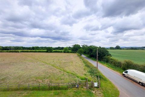 2 bedroom semi-detached house for sale, Wilden Top Road, Stourport-On-Severn