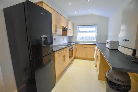 3 bedroom terraced house to rent, Barclay Street, Leicester, LE3