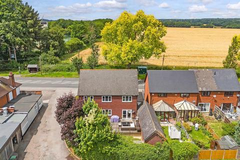 4 bedroom detached house for sale, Roman Road, Mountnessing