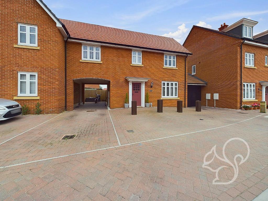 Bellona Way, Colchester 3 bed semidetached house for sale £375,000
