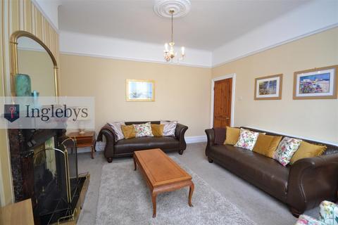 5 bedroom house for sale, Upleatham Street, Saltburn-By-The-Sea