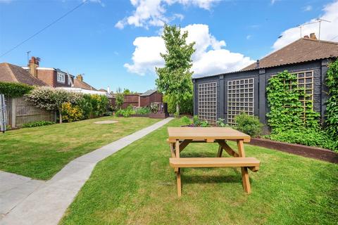 3 bedroom semi-detached house for sale, Goodwin Avenue, Whitstable