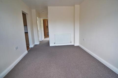 2 bedroom flat to rent, Shakespeare Crescent, Castleford