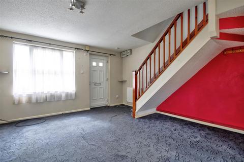 15 Buckthorn, Ely, CB7 4TN