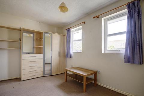 15 Buckthorn, Ely, CB7 4TN