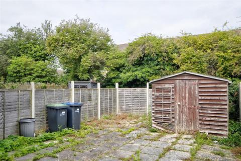 15 Buckthorn, Ely, CB7 4TN