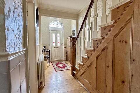 27 New Road, Astwood Bank, Redditch, B96 6AW