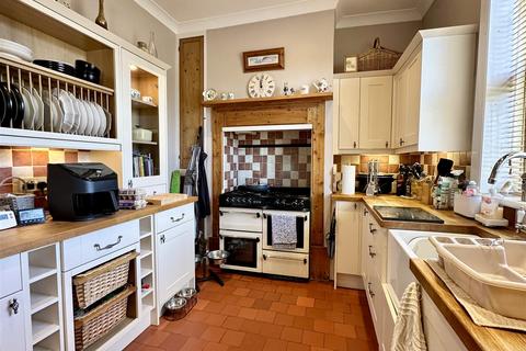 27 New Road, Astwood Bank, Redditch, B96 6AW