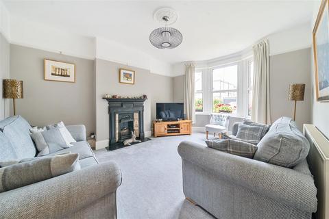 5 Derby Road, Surbiton, KT5 9AY