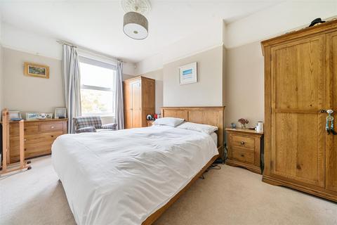 5 Derby Road, Surbiton, KT5 9AY
